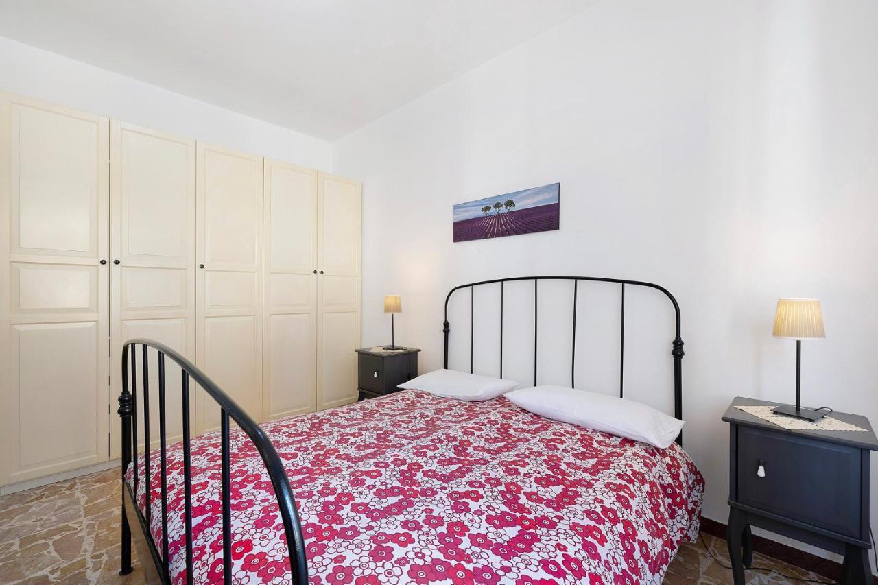Marina Apartment Finale Ligure Exterior photo